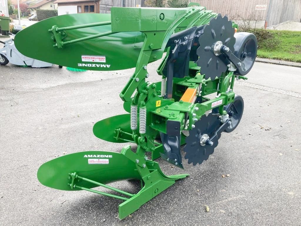 Pflug of the type Amazone CAYROS M4-950 Volldrehpflug 4-scharig, Neumaschine in St. Marienkirchen (Picture 5)
