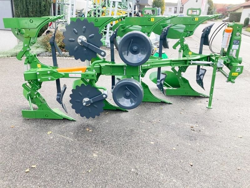 Pflug of the type Amazone CAYROS M4-950 Volldrehpflug 4-scharig, Neumaschine in St. Marienkirchen (Picture 4)