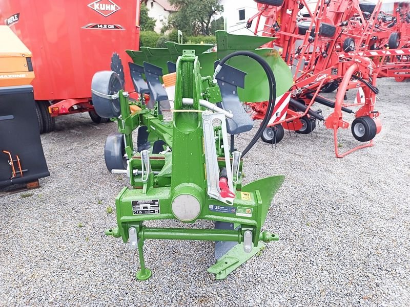 Pflug des Typs Amazone CAYROS M4-950 Volldrehpflug 4-scharig, Neumaschine in St. Marienkirchen (Bild 2)