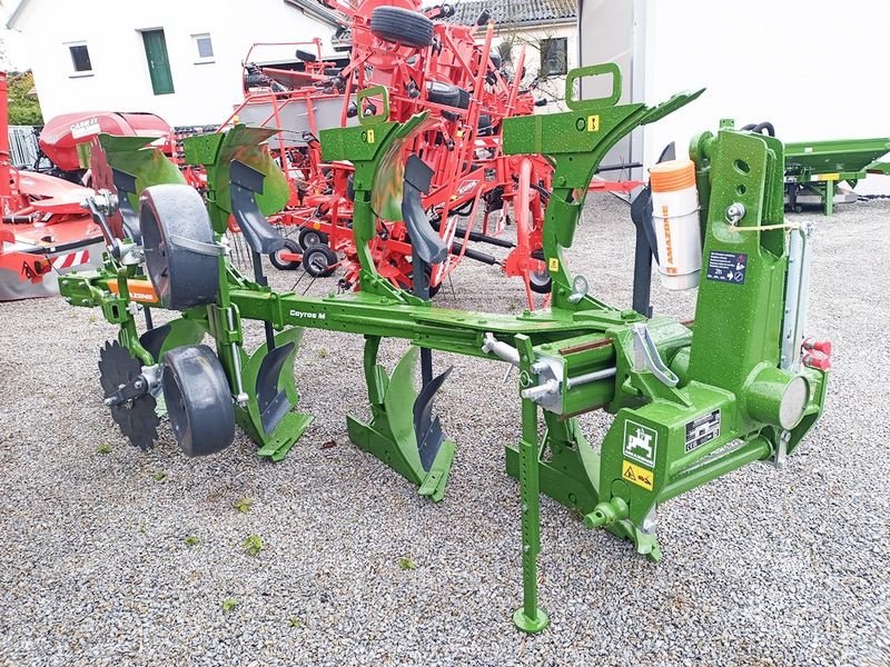 Pflug des Typs Amazone CAYROS M4-950 Volldrehpflug 4-scharig, Neumaschine in St. Marienkirchen (Bild 3)