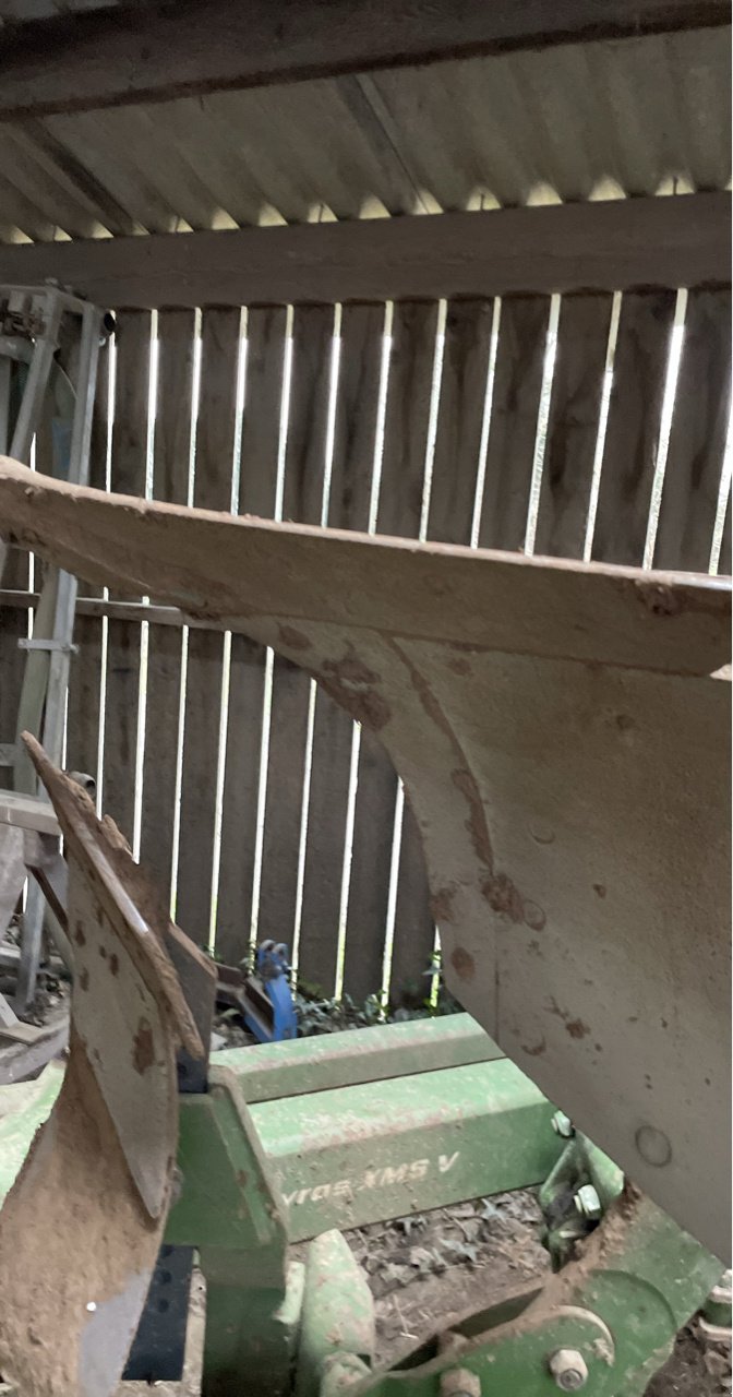 Pflug от тип Amazone Cayros XMS, Gebrauchtmaschine в LA ROCHE JAUDY (Снимка 5)