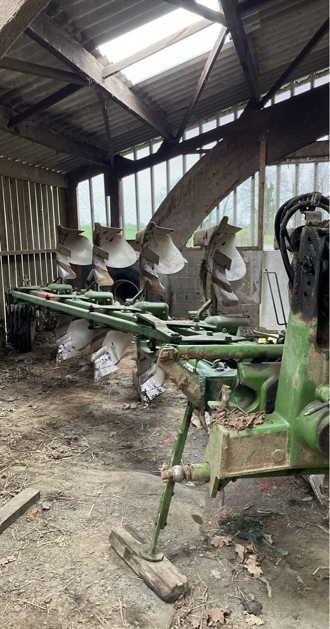 Pflug от тип Amazone Cayros XMS, Gebrauchtmaschine в LA ROCHE JAUDY (Снимка 1)