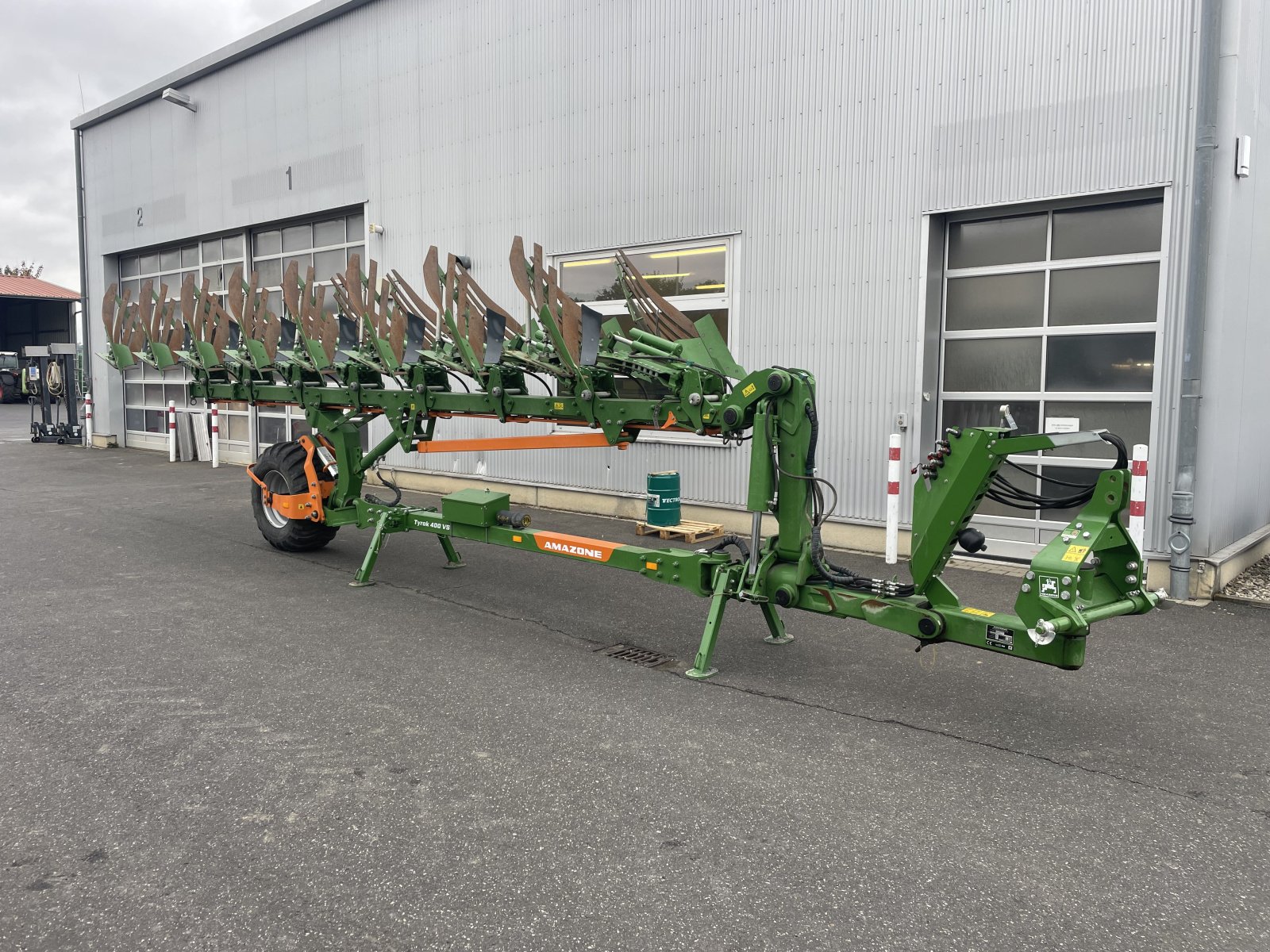 Pflug Türe ait Amazone Tyrok 400 + 100, Gebrauchtmaschine içinde Wipfeld (resim 1)