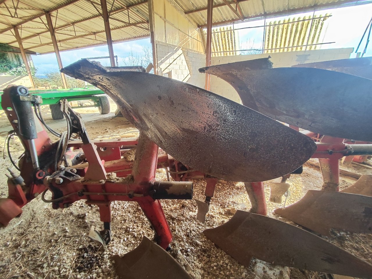 Pflug от тип BUGNOT RY 47, Gebrauchtmaschine в Saint-Nabord (Снимка 3)