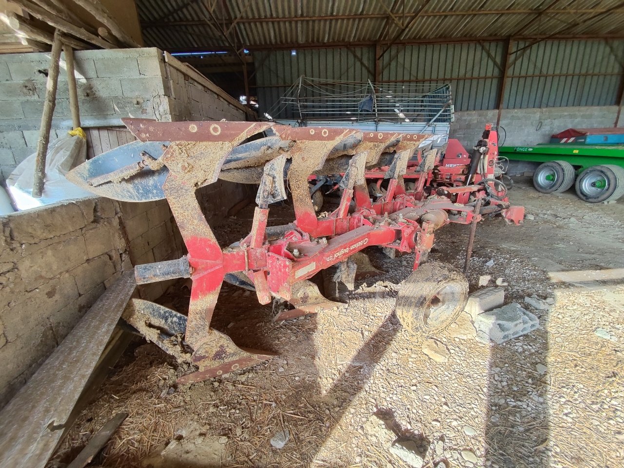 Pflug от тип BUGNOT RY 47, Gebrauchtmaschine в Saint-Nabord (Снимка 6)