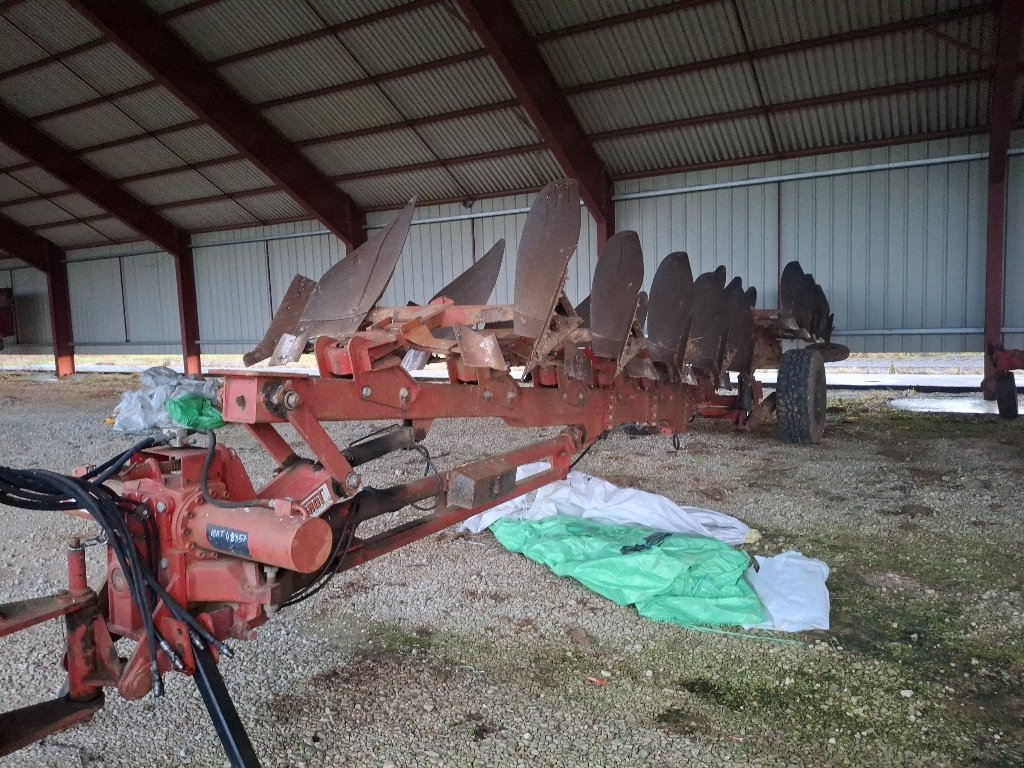 Pflug типа BUGNOT SPEP - S 9  -160 - 8 NSM, Gebrauchtmaschine в BRAS SUR MEUSE (Фотография 1)