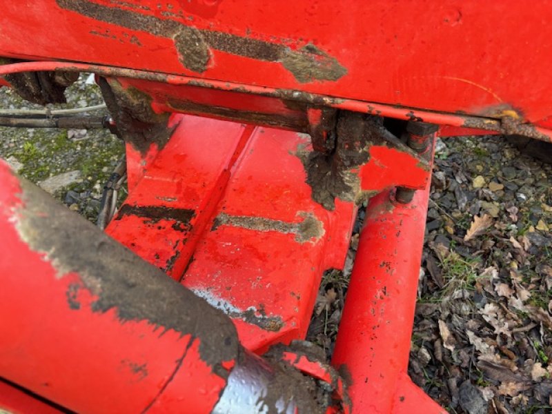 Pflug vrste BUGNOT SPERB9 8 14, Gebrauchtmaschine v CORNY MACHEROMENIL (Slika 5)