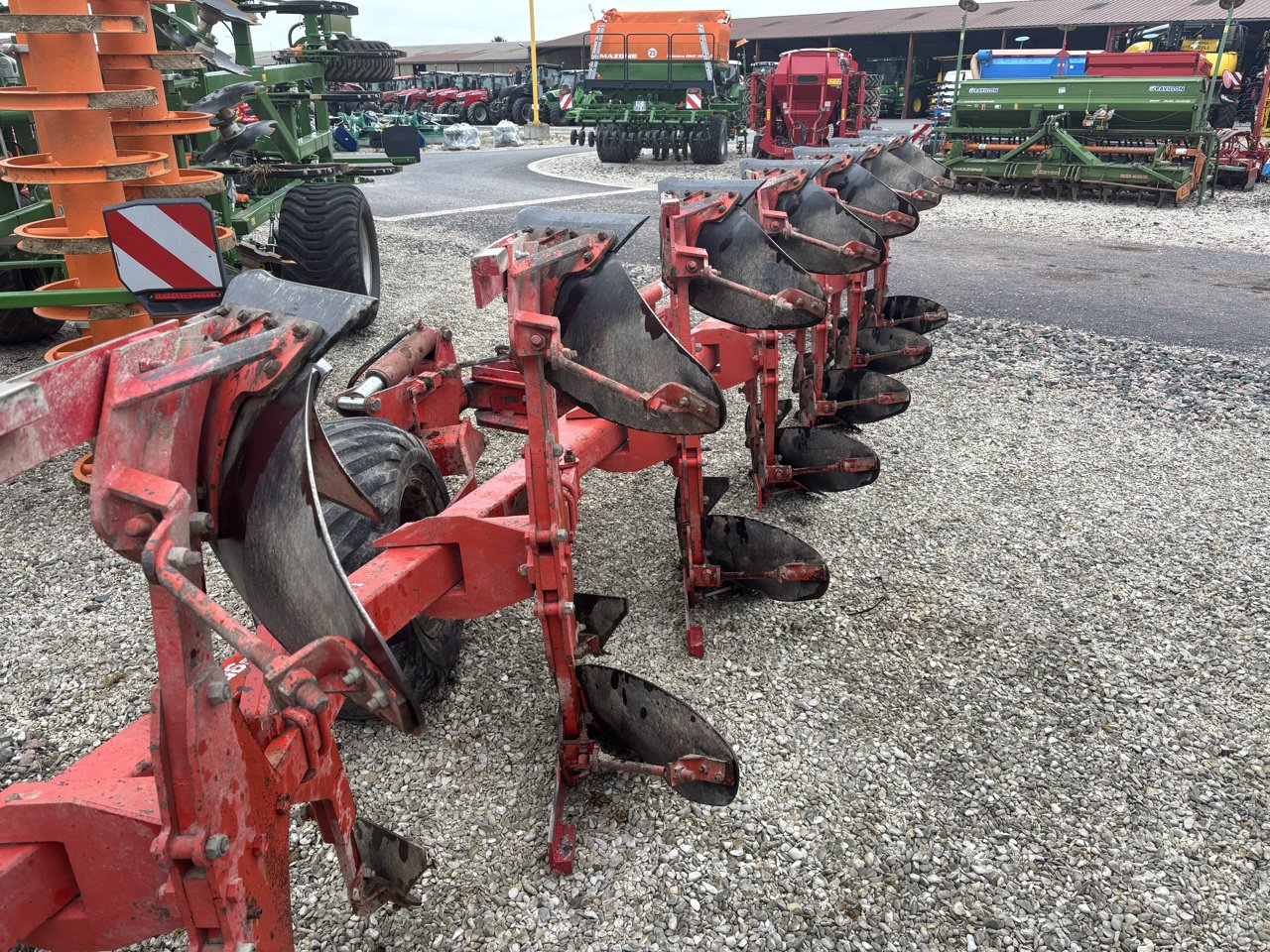 Pflug типа BUGNOT SPG 814, Gebrauchtmaschine в VERT TOULON (Фотография 10)