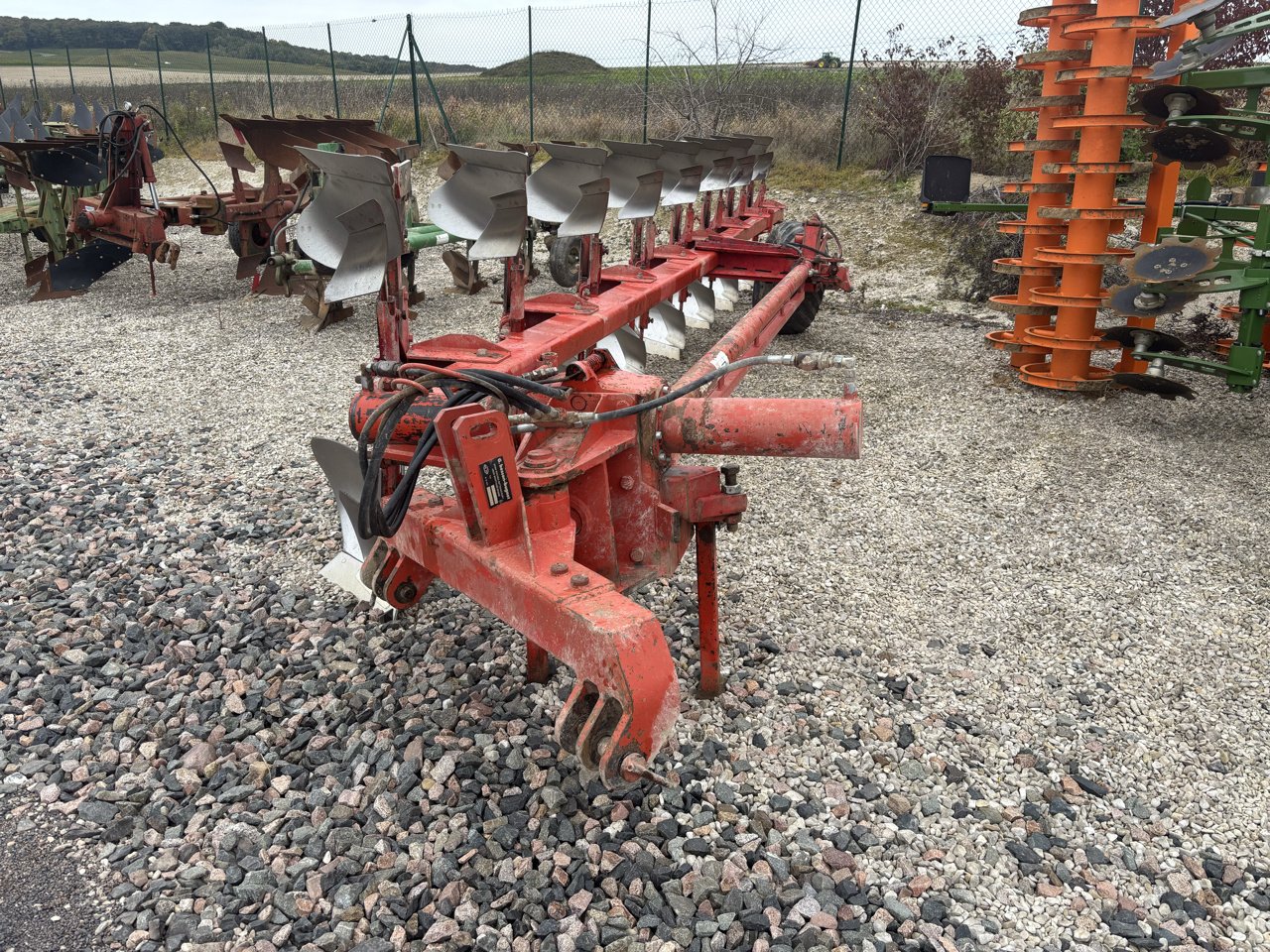 Pflug типа BUGNOT SPG 814, Gebrauchtmaschine в VERT TOULON (Фотография 2)