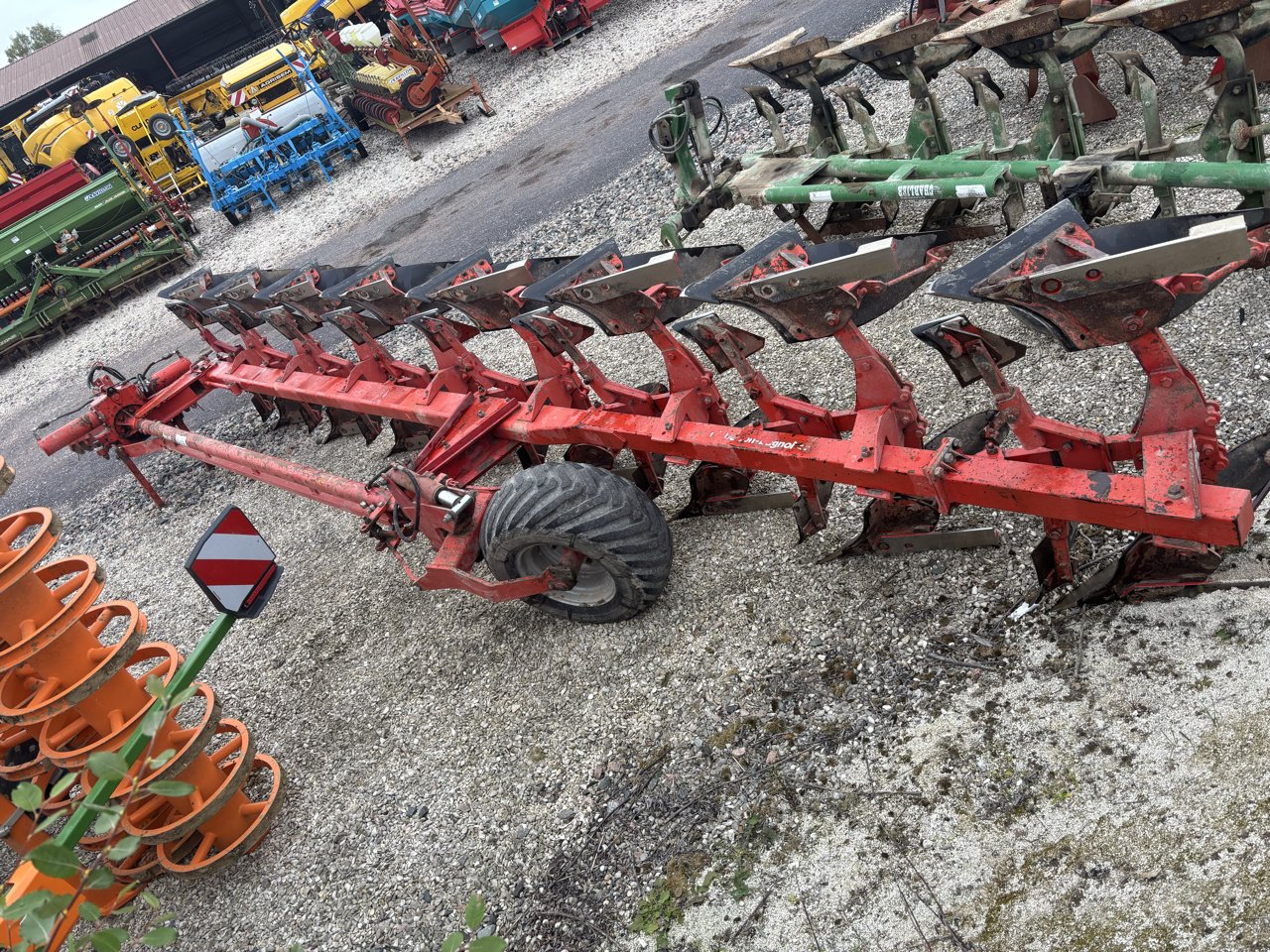 Pflug типа BUGNOT SPG 814, Gebrauchtmaschine в VERT TOULON (Фотография 8)