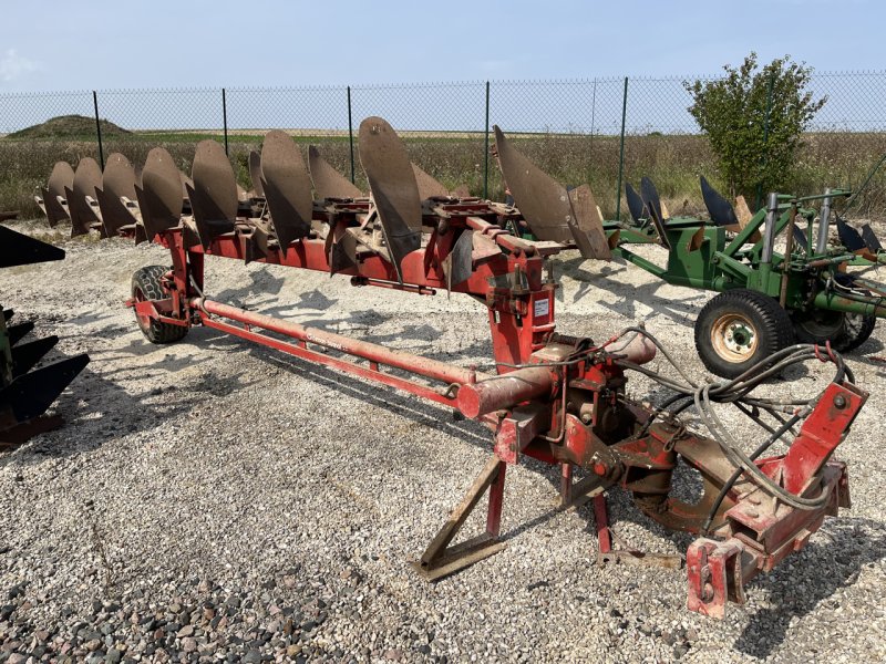 Pflug des Typs BUGNOT SPG, Gebrauchtmaschine in VERT TOULON (Bild 1)