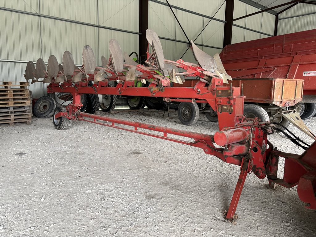 Pflug του τύπου BUGNOT SPS9 714 160, Gebrauchtmaschine σε VERT TOULON (Φωτογραφία 1)
