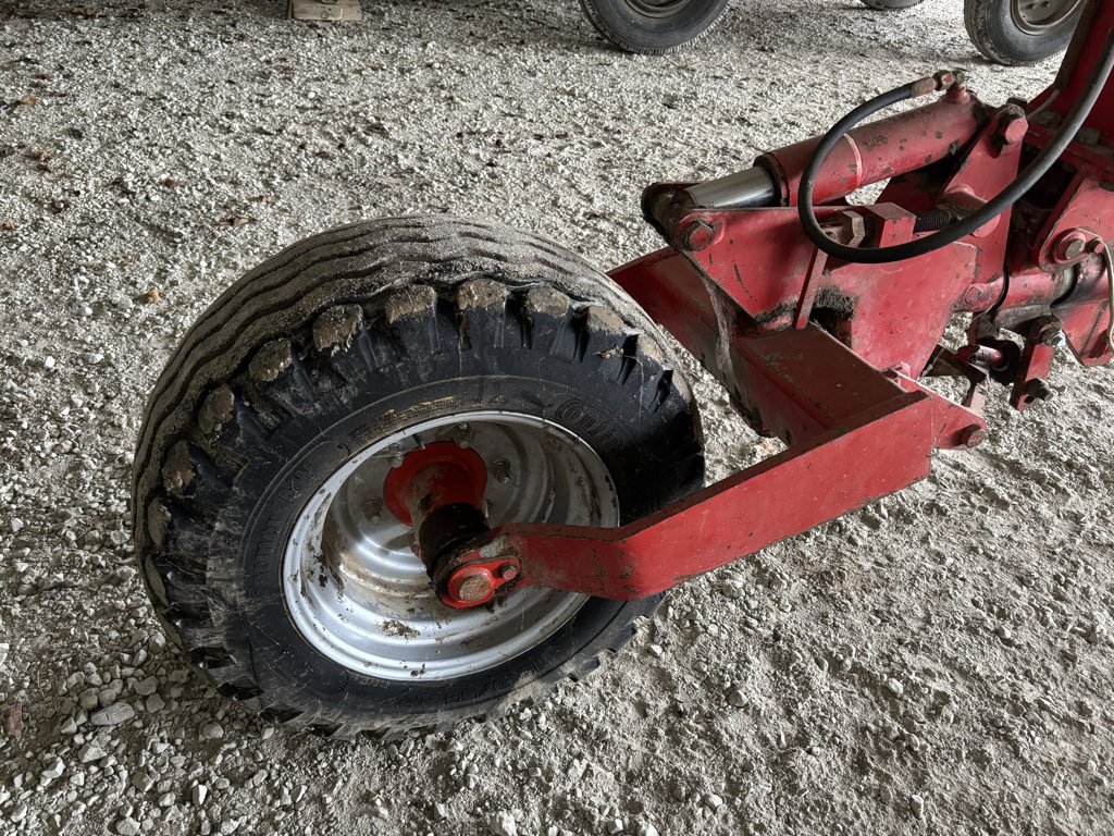 Pflug του τύπου BUGNOT SPS9 714 160, Gebrauchtmaschine σε VERT TOULON (Φωτογραφία 5)