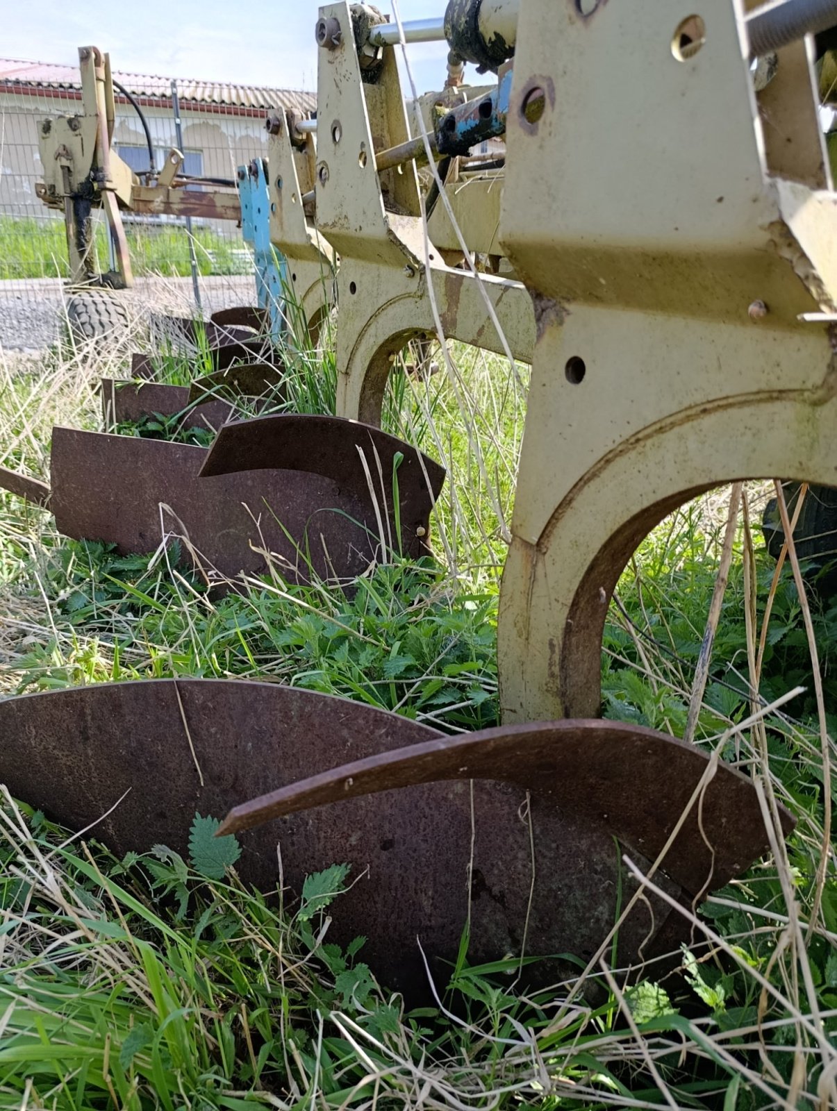 Pflug van het type Fortschritt B 550, Gebrauchtmaschine in Tanna (Foto 3)
