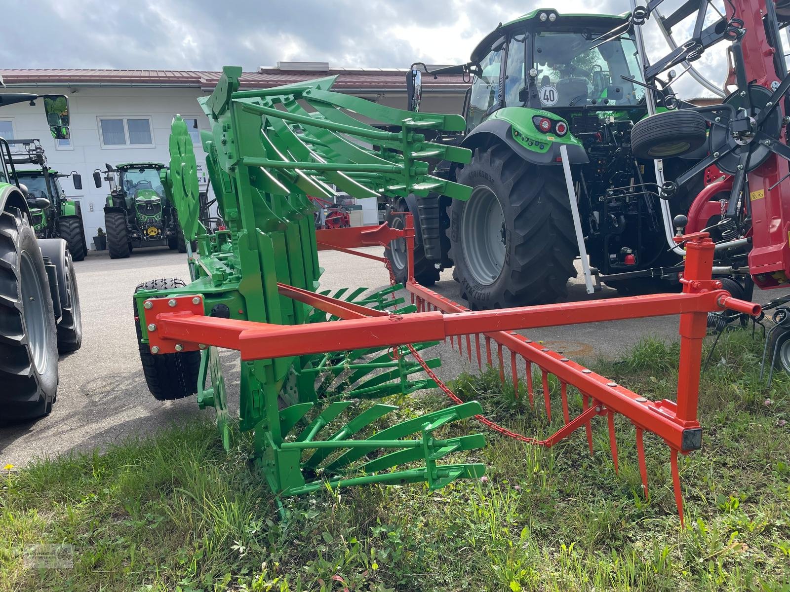 Pflug des Typs Gassner GV1480/GS 500 Vario mit Uniplan, Neumaschine in Traunreut (Bild 3)