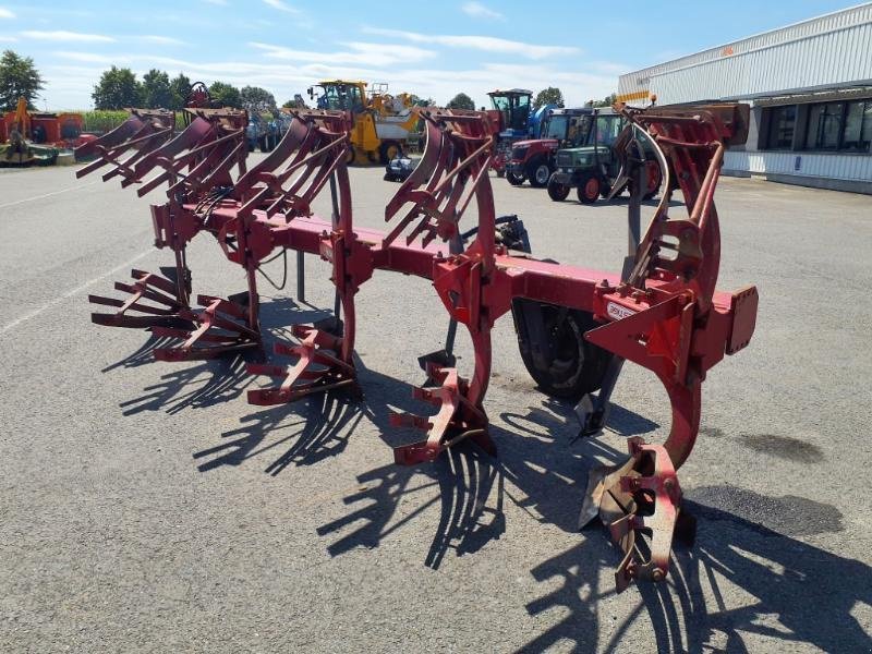 Pflug Türe ait Goizin PRESTIGE, Gebrauchtmaschine içinde COULONGES SUR AUTIZE (resim 3)