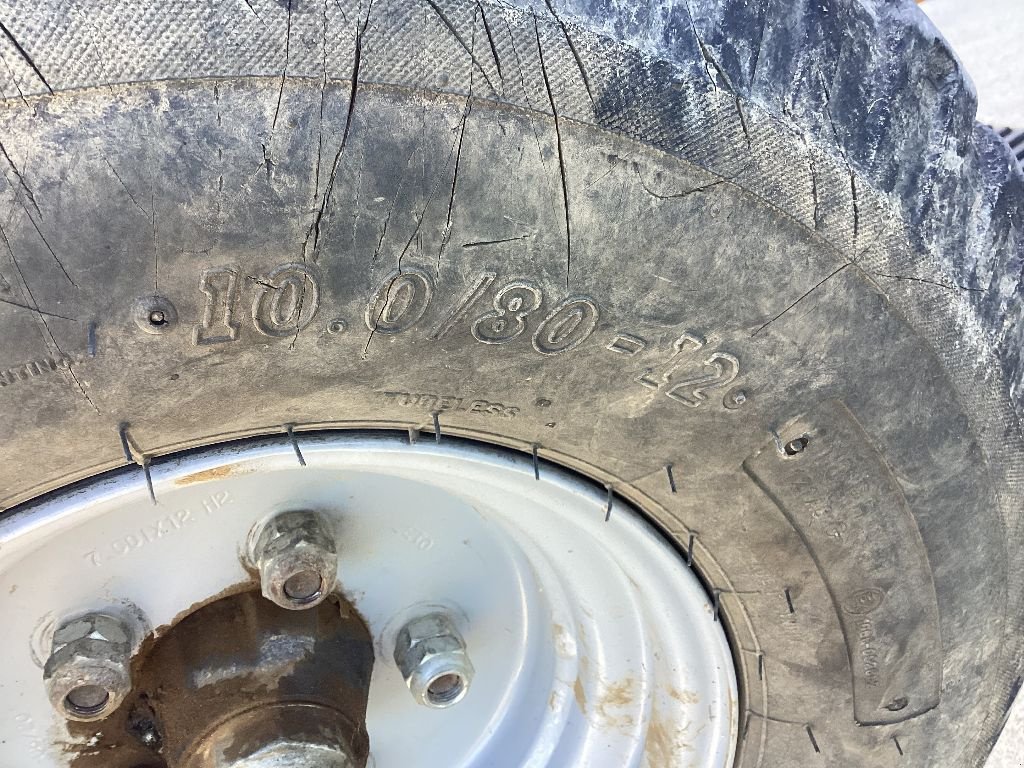 Pflug типа Goizin Taurus, Gebrauchtmaschine в AUMONT AUBRAC (Фотография 5)