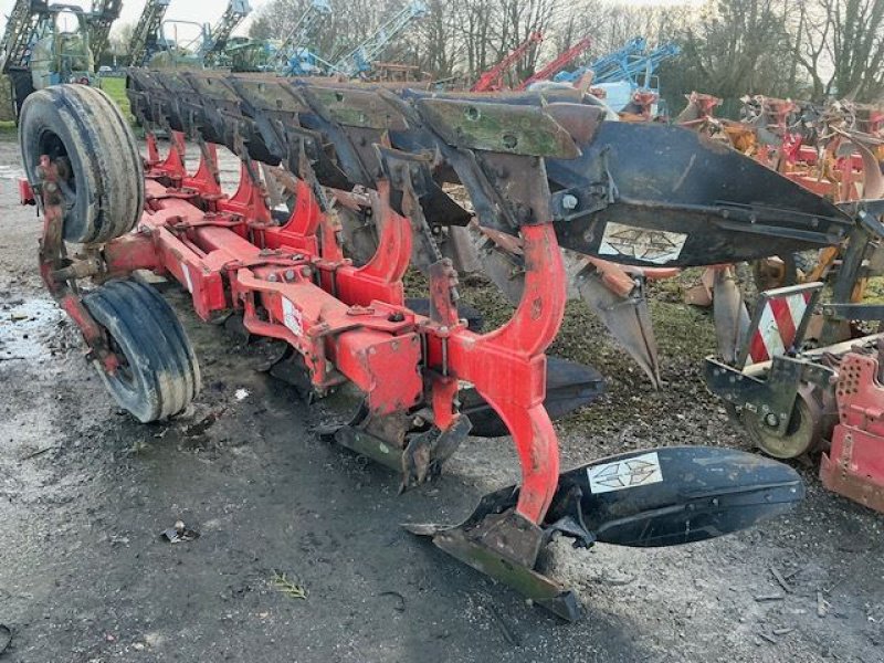 Pflug van het type Gregoire-Besson RWB7, Gebrauchtmaschine in les hayons (Foto 3)