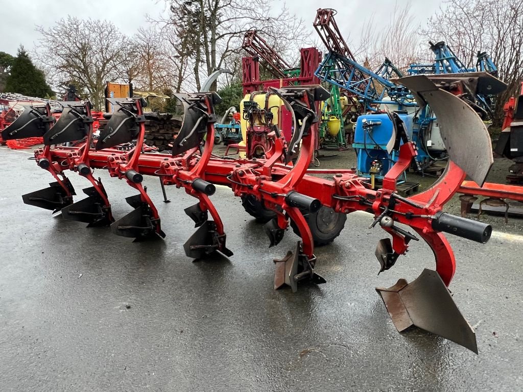 Pflug of the type Gregoire-Besson RWY9, Gebrauchtmaschine in Dol-de-Bretagne (Picture 10)