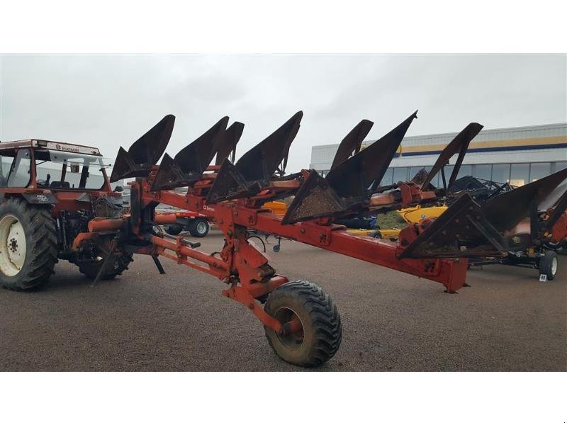 Pflug typu Gregoire-Besson SPK9, Gebrauchtmaschine w CHAUMONT (Zdjęcie 1)