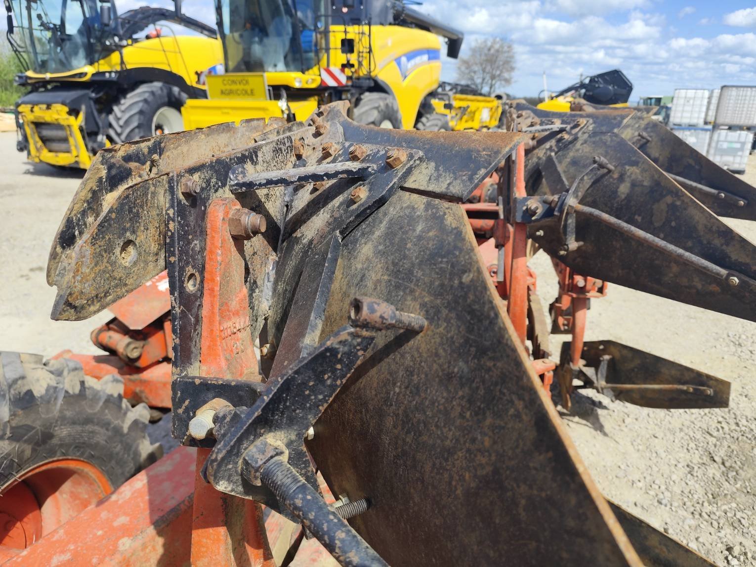 Pflug Türe ait Gregoire-Besson SPK9514169, Gebrauchtmaschine içinde Le Horps (resim 8)