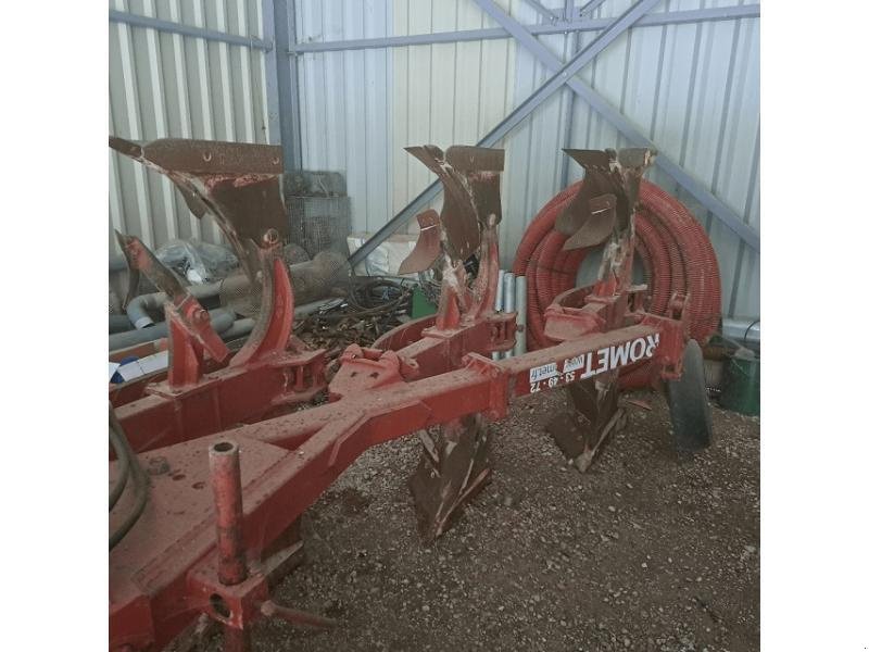 Pflug типа Gregoire 3 CORPS, Gebrauchtmaschine в PITHIVIERS Cedex (Фотография 2)