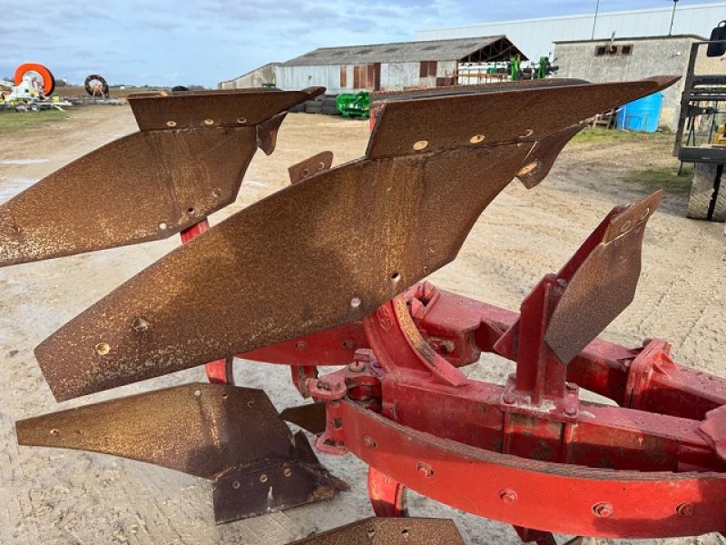 Pflug vrste Gregoire 3 CORPS, Gebrauchtmaschine v PITHIVIERS Cedex (Slika 9)