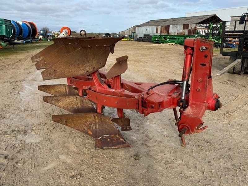 Pflug vrste Gregoire 3 CORPS, Gebrauchtmaschine v PITHIVIERS Cedex (Slika 1)