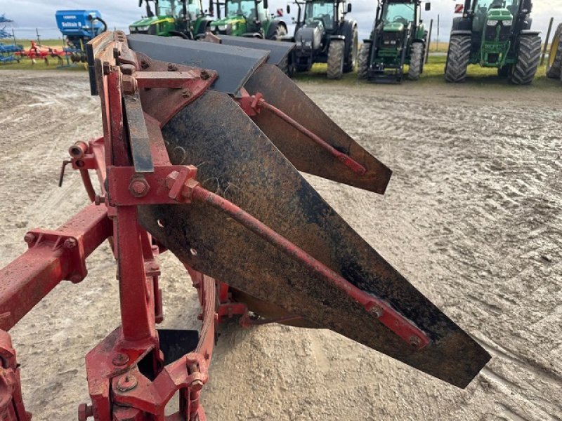 Pflug vrste Gregoire 3 CORPS, Gebrauchtmaschine v PITHIVIERS Cedex (Slika 11)