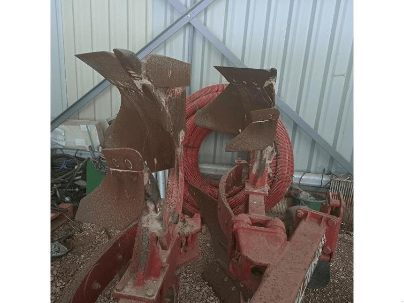 Pflug типа Gregoire 3 CORPS, Gebrauchtmaschine в PITHIVIERS Cedex (Фотография 5)