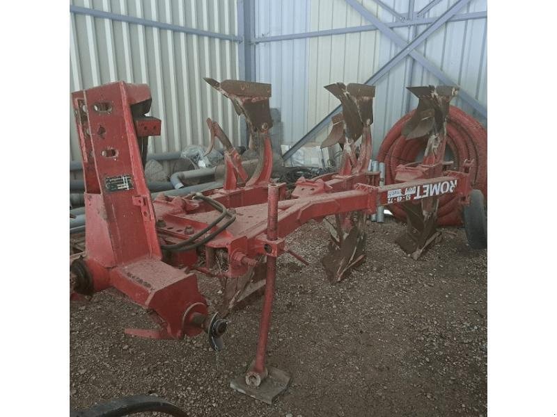 Pflug типа Gregoire 3 CORPS, Gebrauchtmaschine в PITHIVIERS Cedex (Фотография 4)