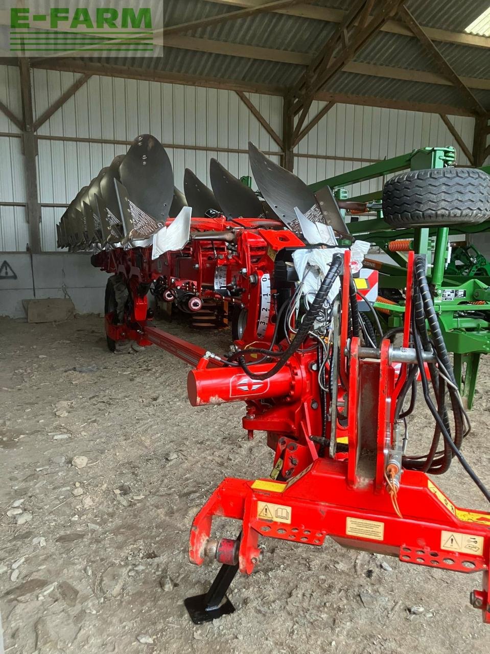 Pflug του τύπου Gregoire 8 corps, Gebrauchtmaschine σε PONTIVY (56 - MORBIHAN) (Φωτογραφία 1)