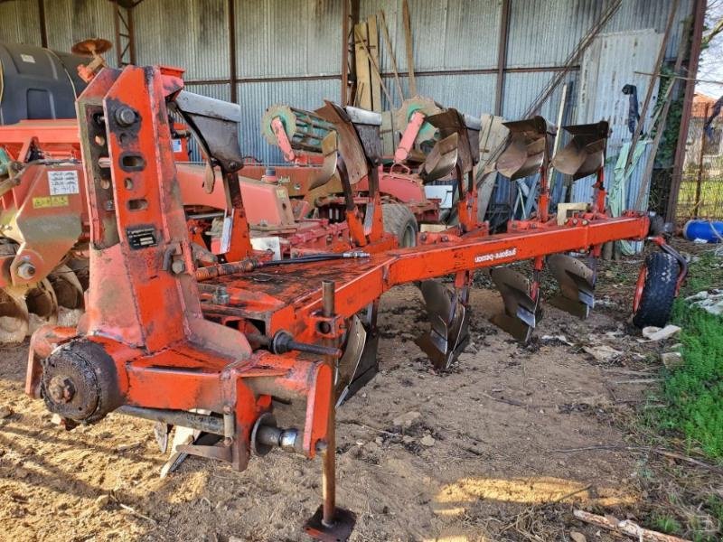 Pflug του τύπου Gregoire NS8 514 160, Gebrauchtmaschine σε BRAY en Val