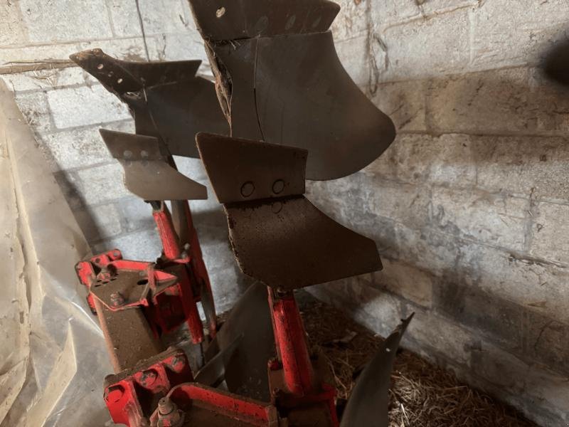 Pflug del tipo Gregoire RB41, Gebrauchtmaschine en Richebourg (Imagen 6)