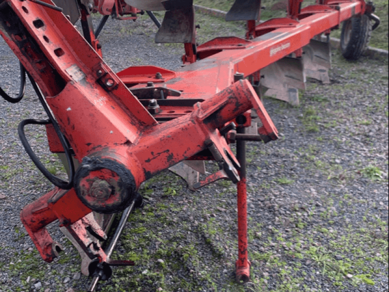 Pflug des Typs Gregoire RG 5, Gebrauchtmaschine in CINTHEAUX (Bild 1)