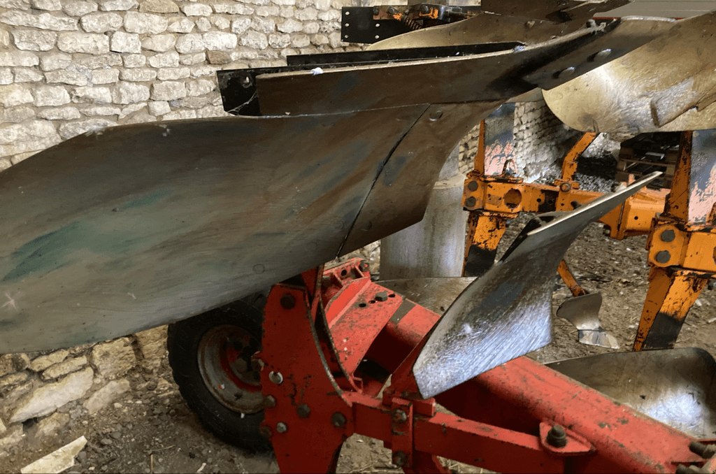 Pflug des Typs Gregoire RG 5, Gebrauchtmaschine in CINTHEAUX (Bild 5)