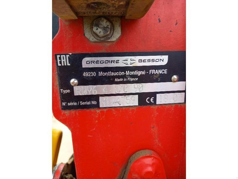 Pflug des Typs Gregoire RW Y6 QUADRISOC, Gebrauchtmaschine in Levier (Bild 7)