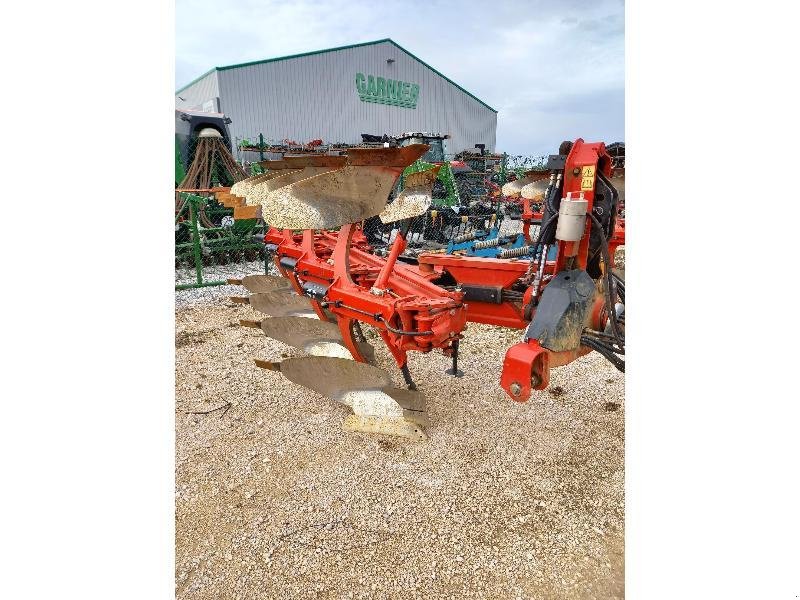 Pflug des Typs Gregoire RW Y6 QUADRISOC, Gebrauchtmaschine in Levier (Bild 1)