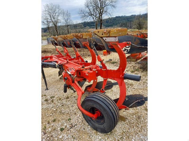 Pflug des Typs Gregoire RW Y6 QUADRISOC, Gebrauchtmaschine in Levier (Bild 3)