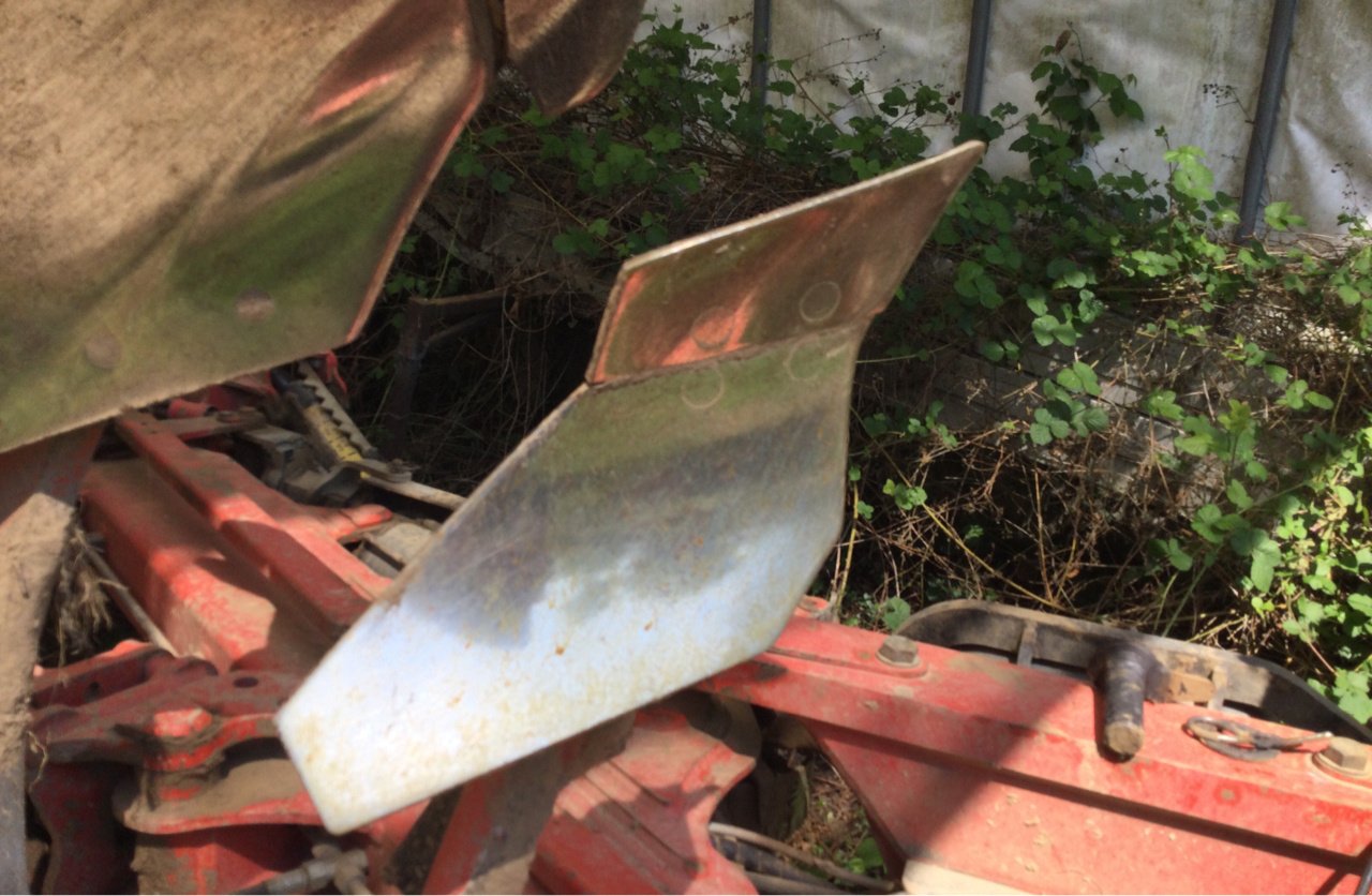 Pflug типа Gregoire RWY 6, Gebrauchtmaschine в LA ROCHE JAUDY (Фотография 7)