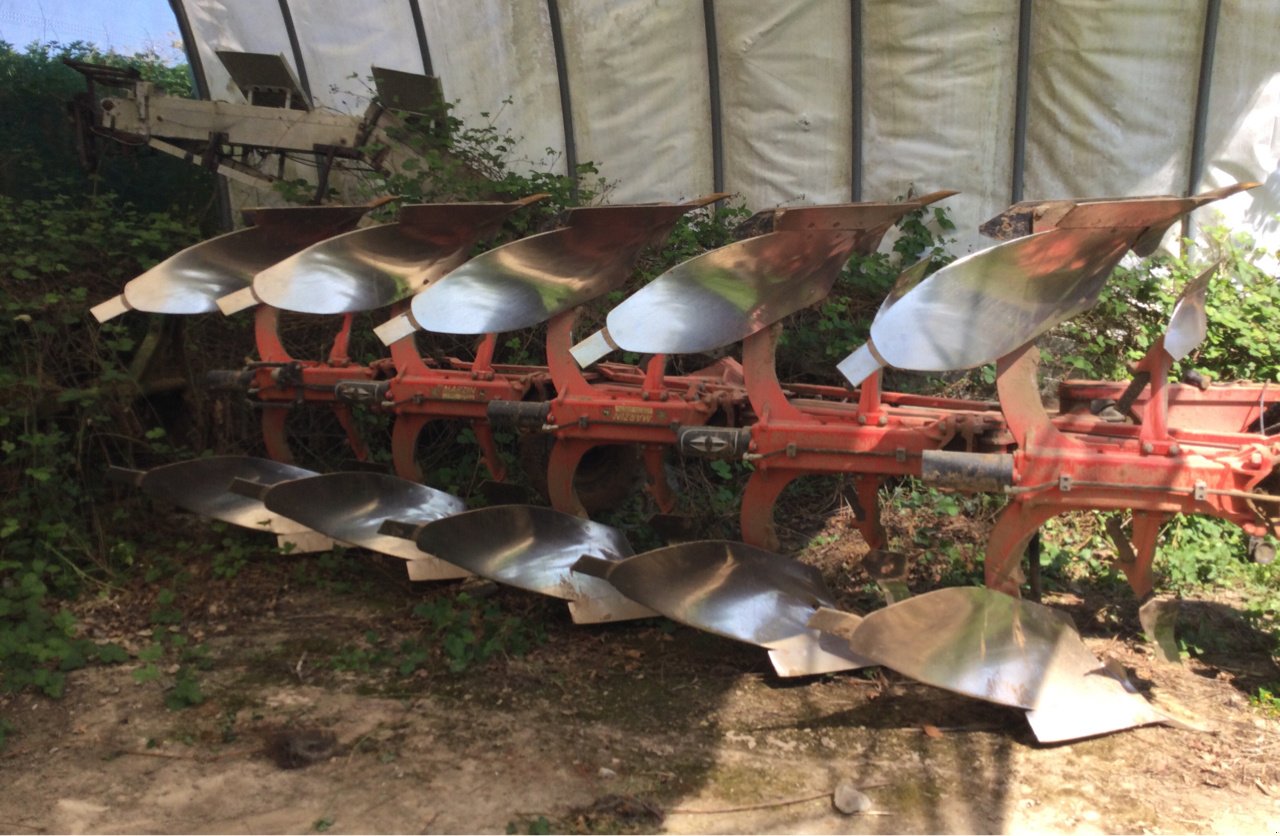 Pflug типа Gregoire RWY 6, Gebrauchtmaschine в LA ROCHE JAUDY (Фотография 1)