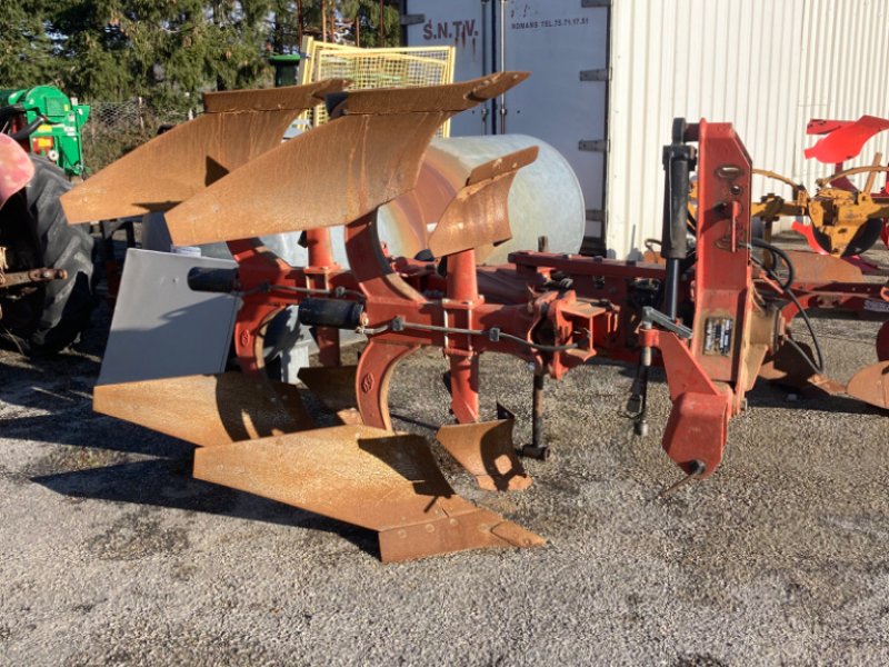 Pflug Türe ait Gregoire RY4, Gebrauchtmaschine içinde VERNOUX EN VIVARAIS (resim 1)