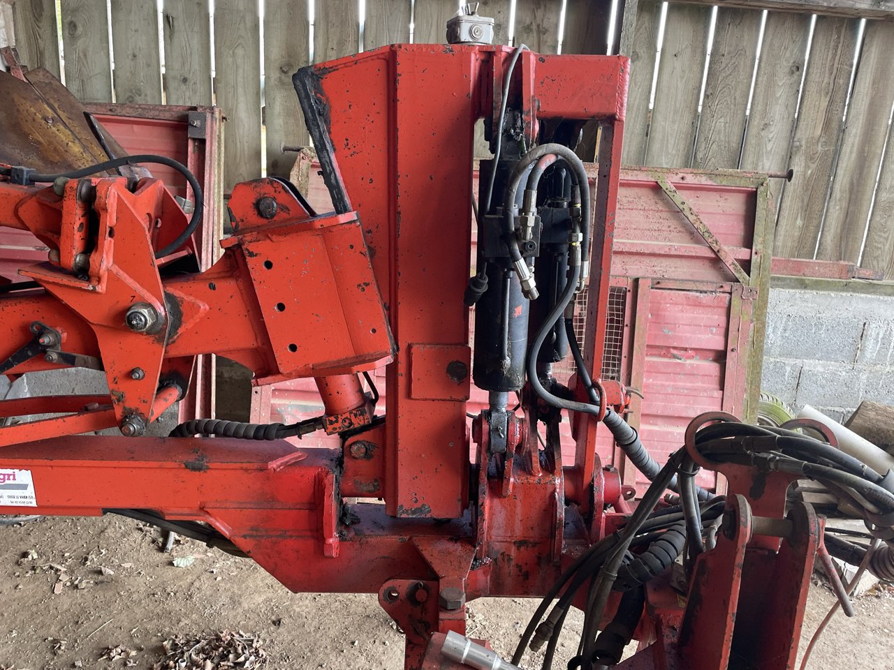 Pflug des Typs Gregoire SPERWY7, Gebrauchtmaschine in JOSSELIN (Bild 3)