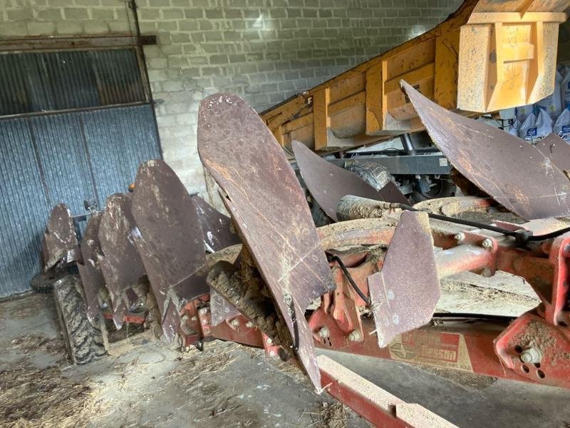 Pflug des Typs Gregoire SPERY 7NSH, Gebrauchtmaschine in BRAY en Val (Bild 10)