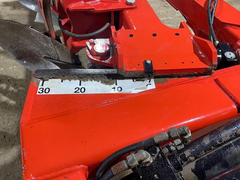 Pflug tip Gregoire SPERY 7NSH, Gebrauchtmaschine in BRAY en Val (Poză 4)