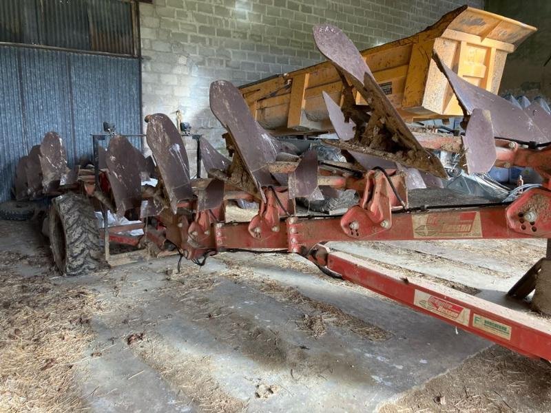 Pflug typu Gregoire SPERY 7NSH, Gebrauchtmaschine v BRAY en Val