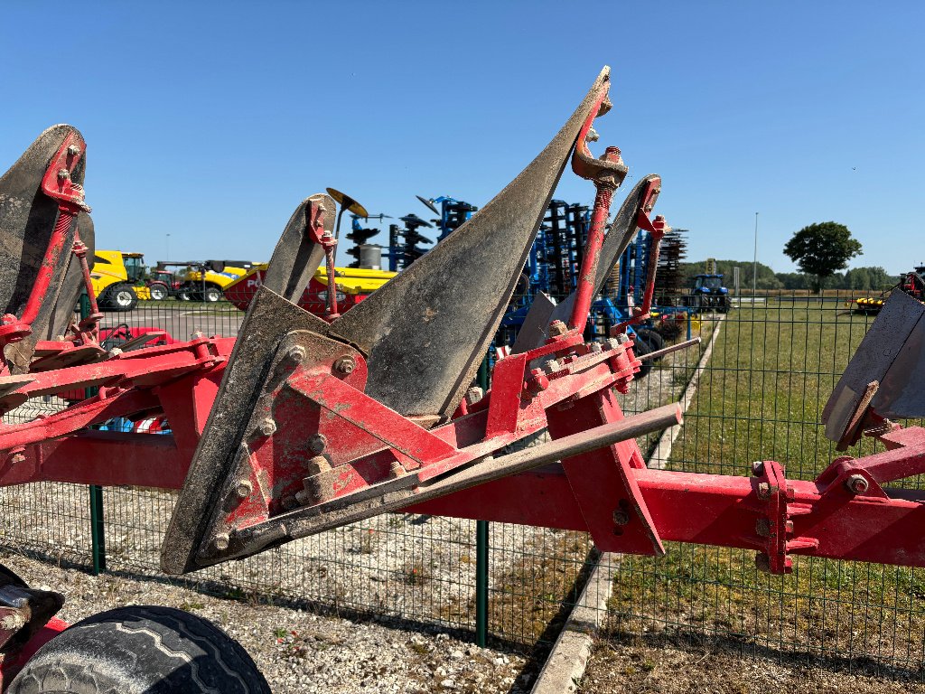 Pflug типа Gregoire SPG 614 150, Gebrauchtmaschine в VERT TOULON (Фотография 5)