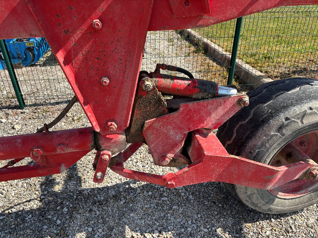 Pflug типа Gregoire SPG 614 150, Gebrauchtmaschine в VERT TOULON (Фотография 6)