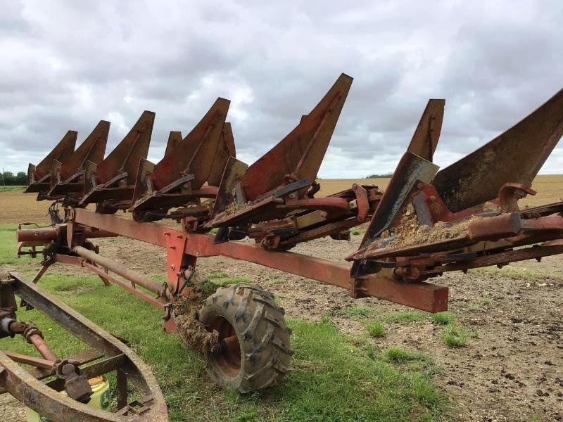 Pflug del tipo Gregoire SPK 9, Gebrauchtmaschine In SAINT-GERMAIN DU PUY (Immagine 3)