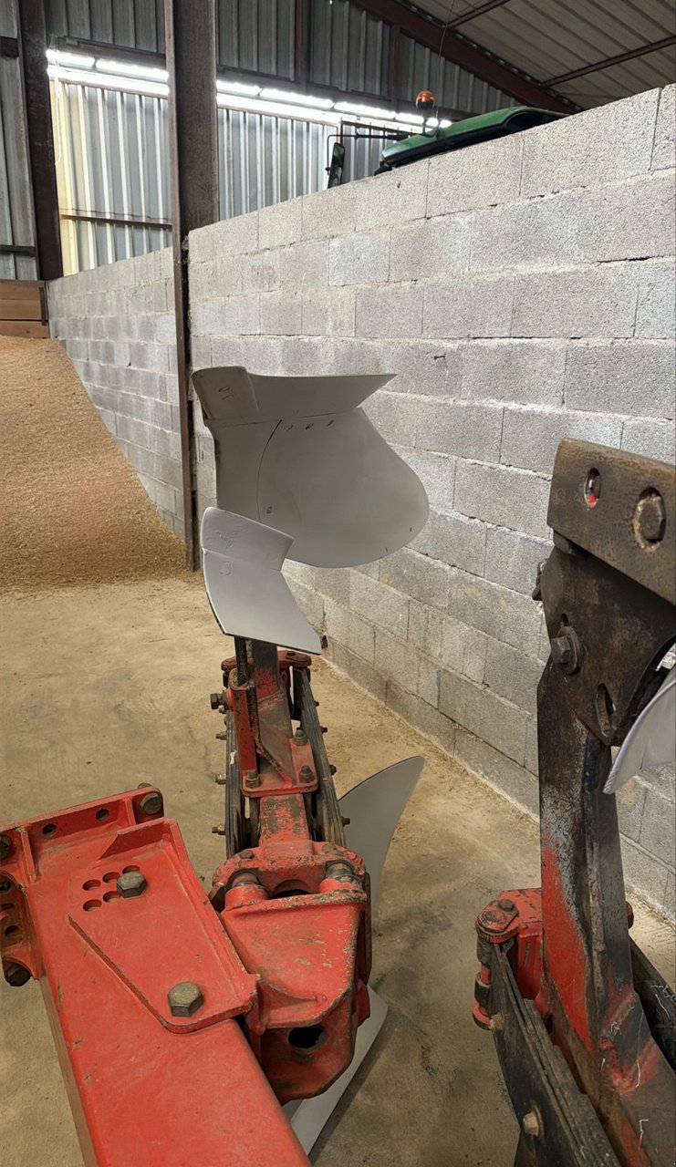 Pflug του τύπου Gregoire SPK9, Gebrauchtmaschine σε LIMEY-REMENAUVILLE (Φωτογραφία 9)